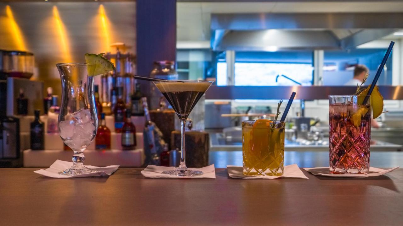 Vier Studios & Restaurant Längenfeld Esterno foto