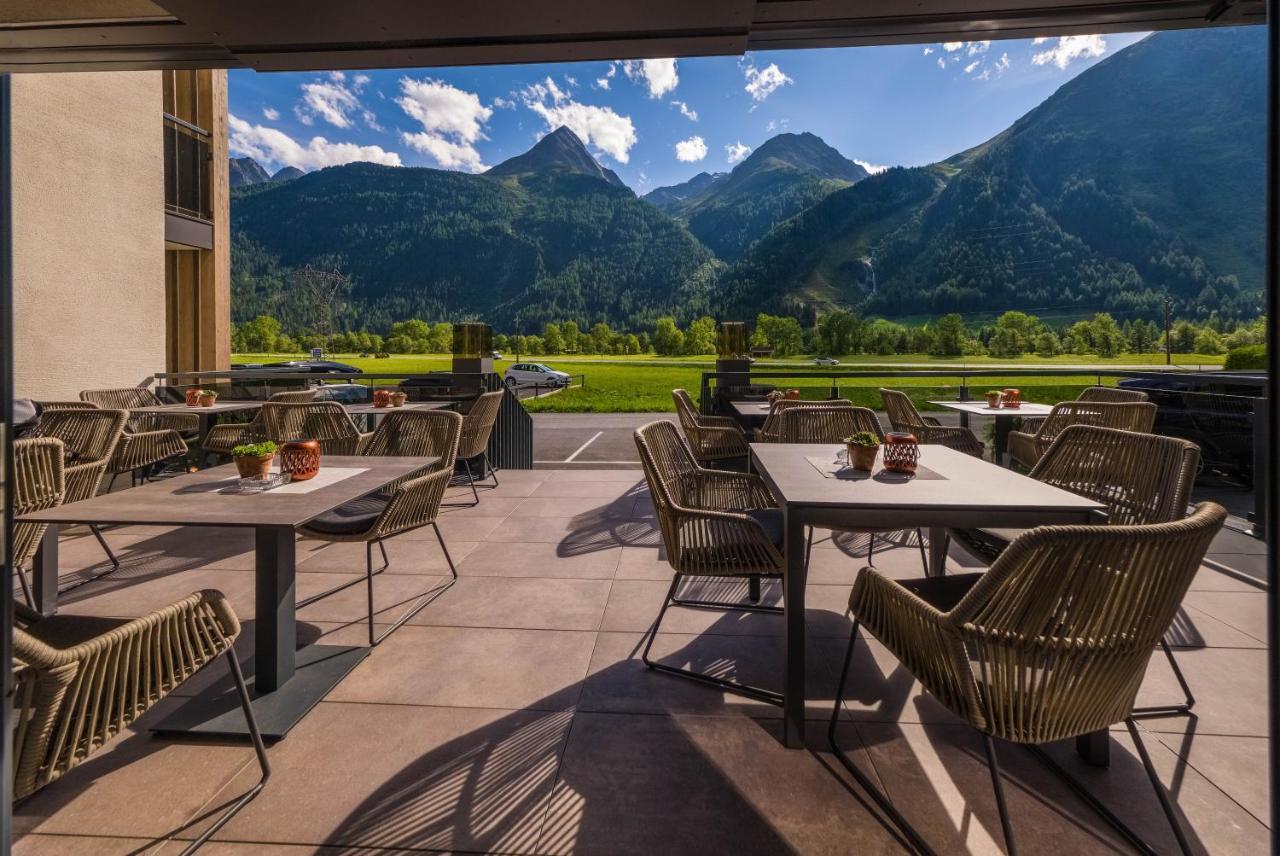 Vier Studios & Restaurant Längenfeld Esterno foto