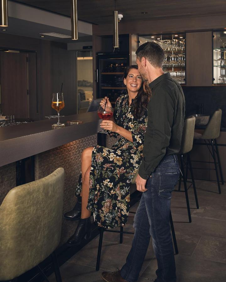 Vier Studios & Restaurant Längenfeld Esterno foto