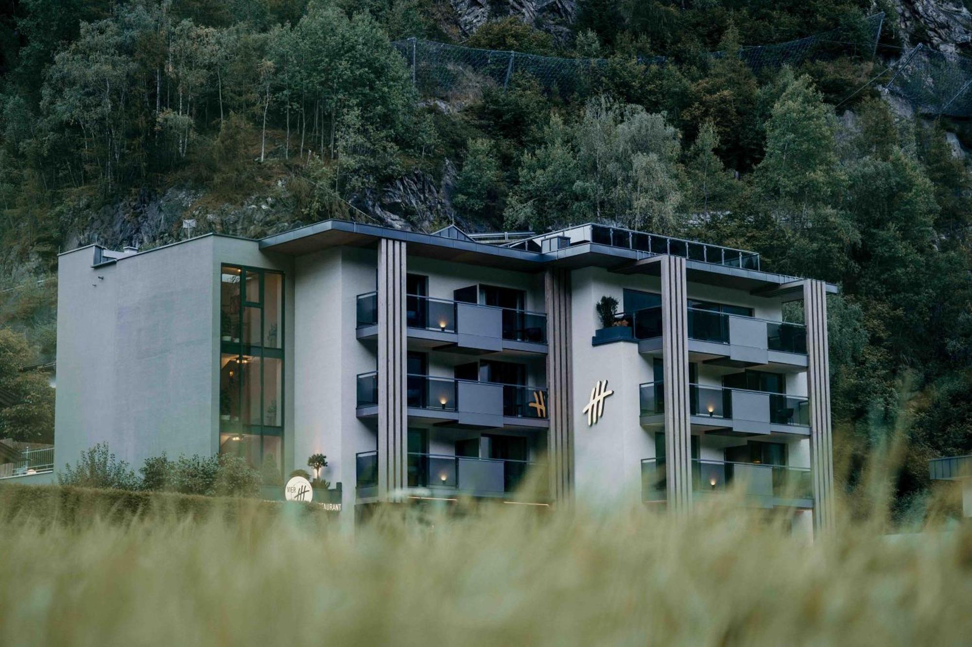 Vier Studios & Restaurant Längenfeld Esterno foto